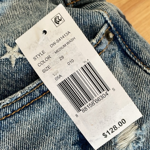 NWT Driftwood x Free People Embroidered Denim Bermudas in Starry Eyed size 29 - Picture 9 of 12